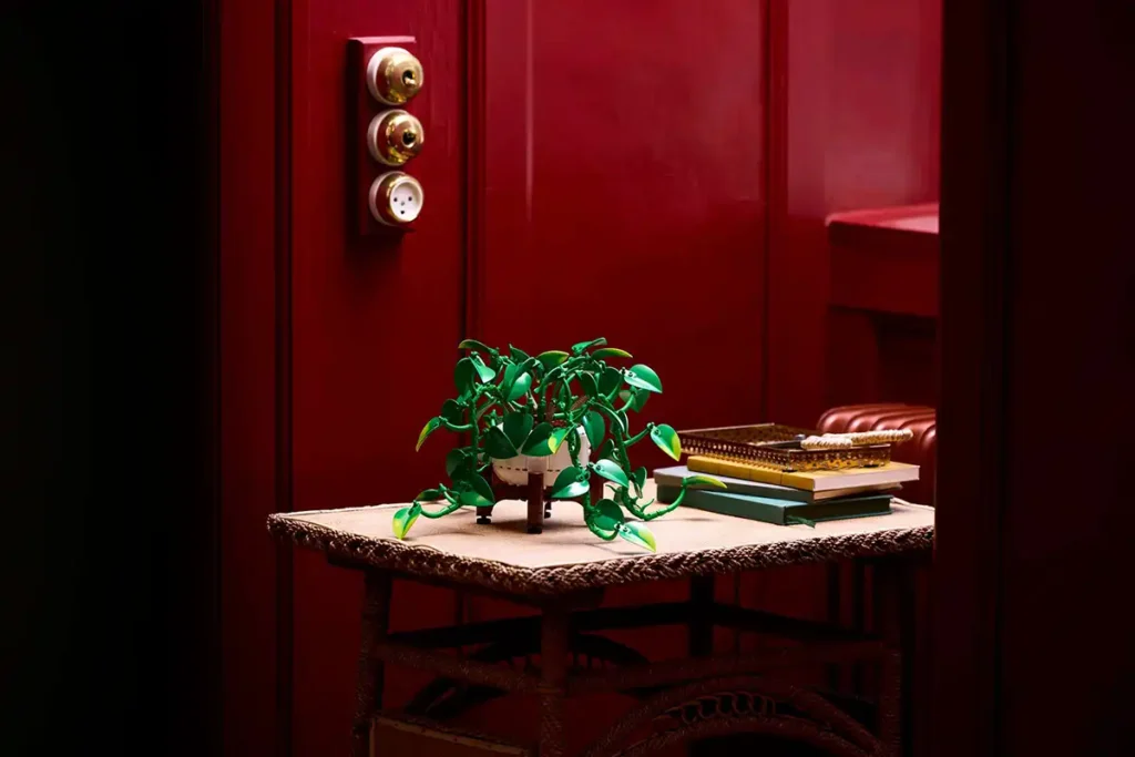 LEGO Botanicals Hanging Golden Pothos 11512
