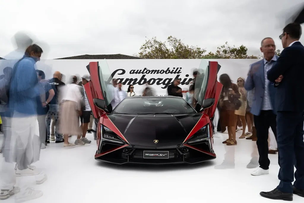 Lamborghini Revuelto SV Super Sports Car