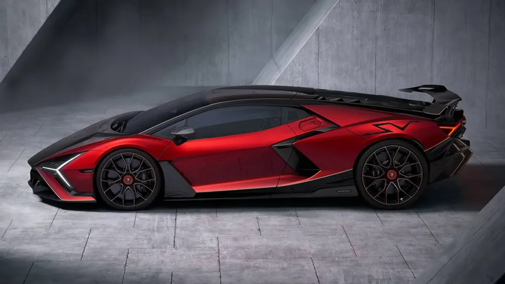 Lamborghini Revuelto SV Super Sports Car
