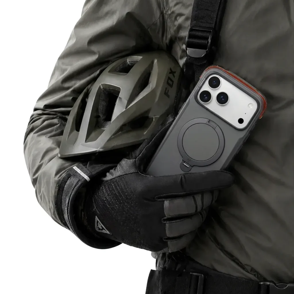 Torras Q3 Air Pro iPhone 17 Pro Case