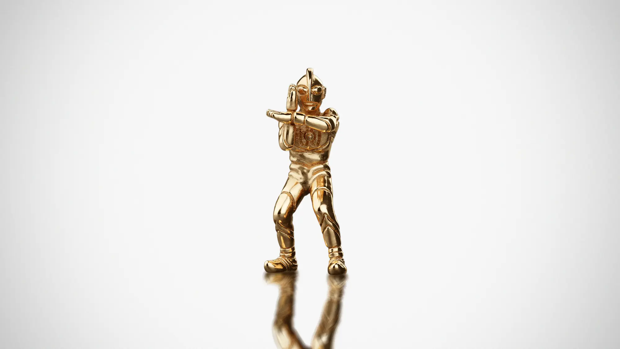 Ultraman 18K Gold Mini Figure
