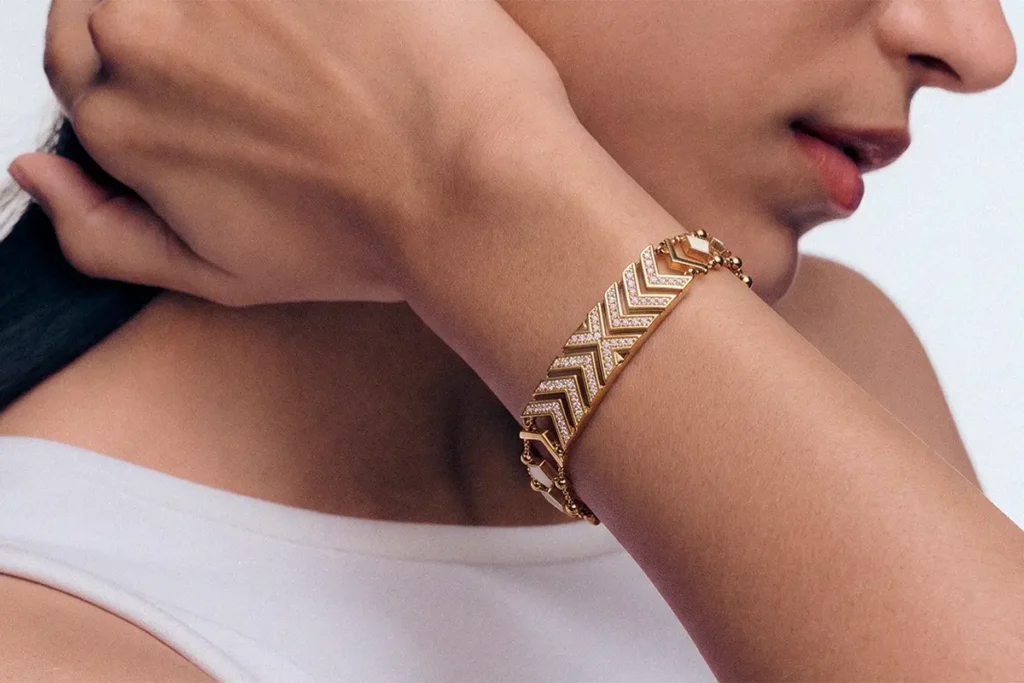 Vertu Lumina AI Bracelet