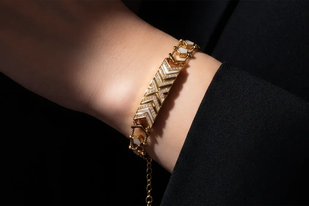 Vertu Lumina AI Bracelet