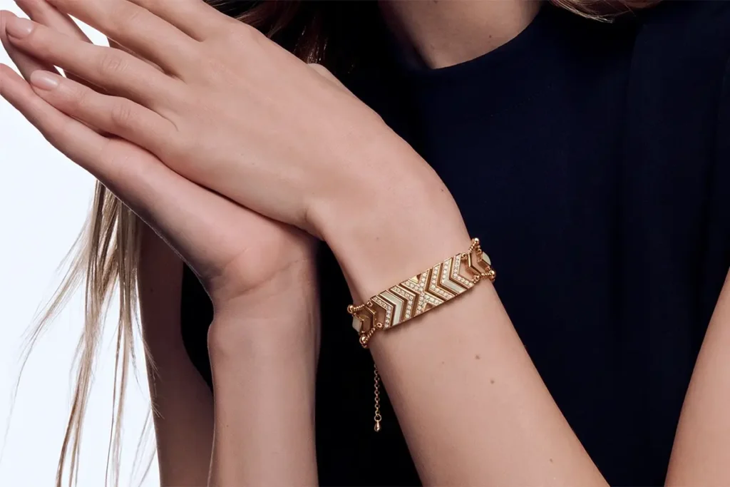 Vertu Lumina AI Bracelet