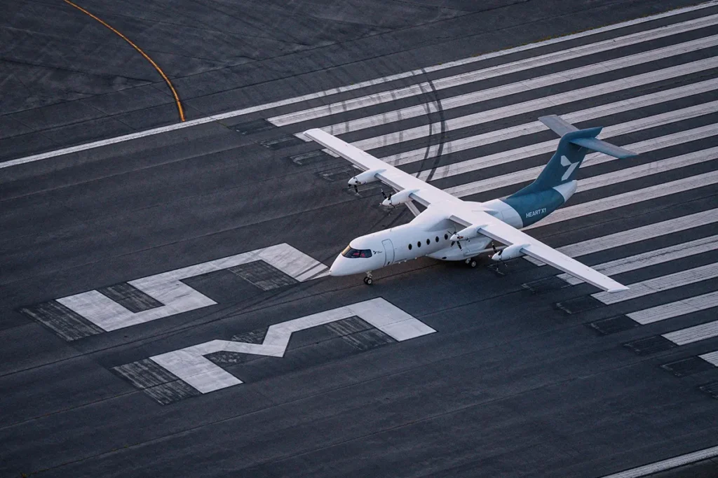 World’s Largest Electric Aircraft First Flight