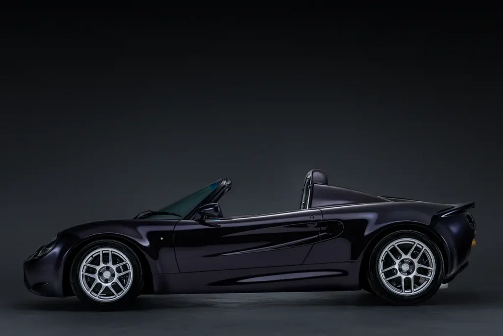 Analogue Automotive VHPK Sports Car