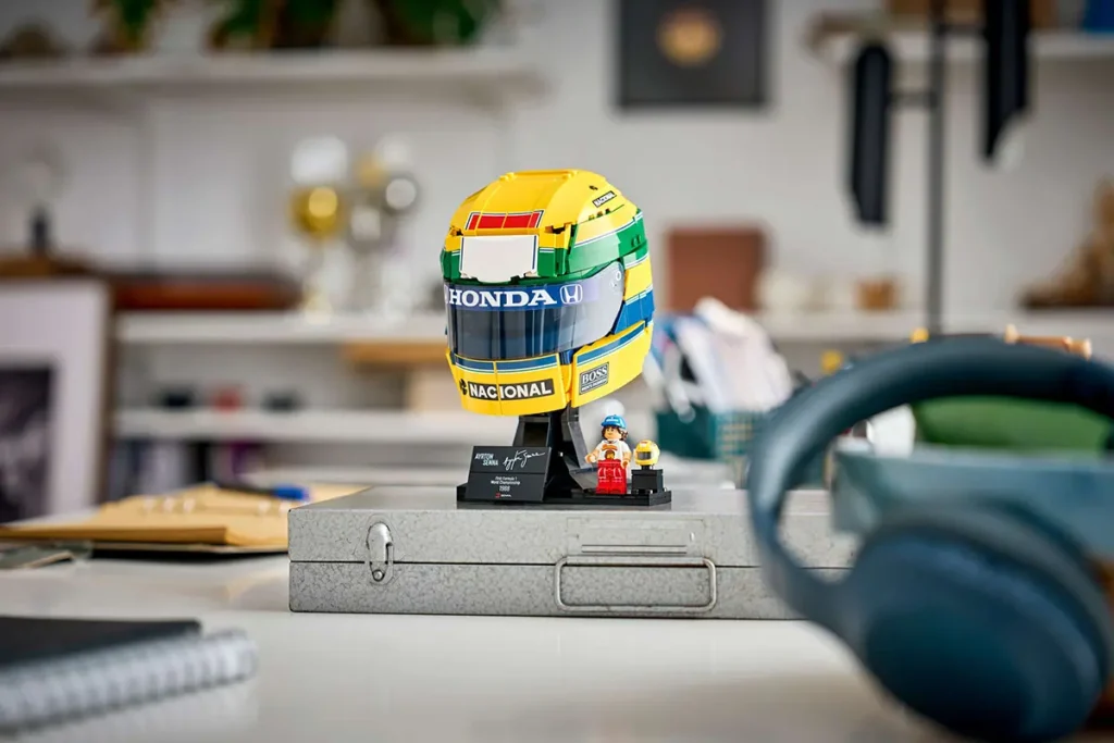 LEGO Editions Ayrton Senna Helmet 43024