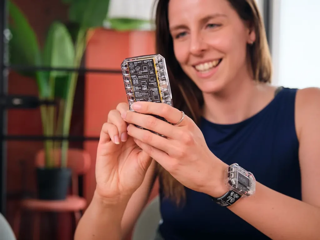 MAKERphone 2.0 and MAKERband