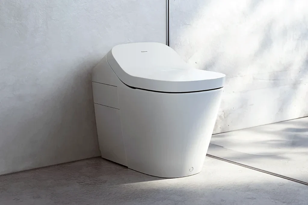 Panasonic Arauno L-Class Tankless Toilet