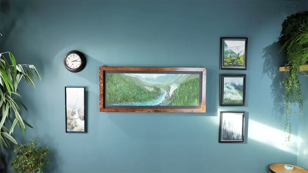 Picture Frame PC with Table Top by DIY Perks