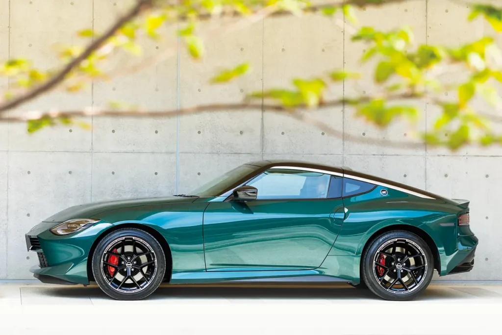 Refreshed Nissan Fairlady Z
