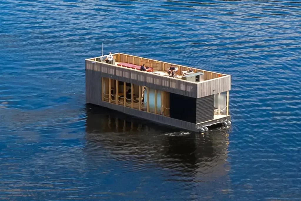 Cefmof’s Hydrogen-Powered Sauna Boat