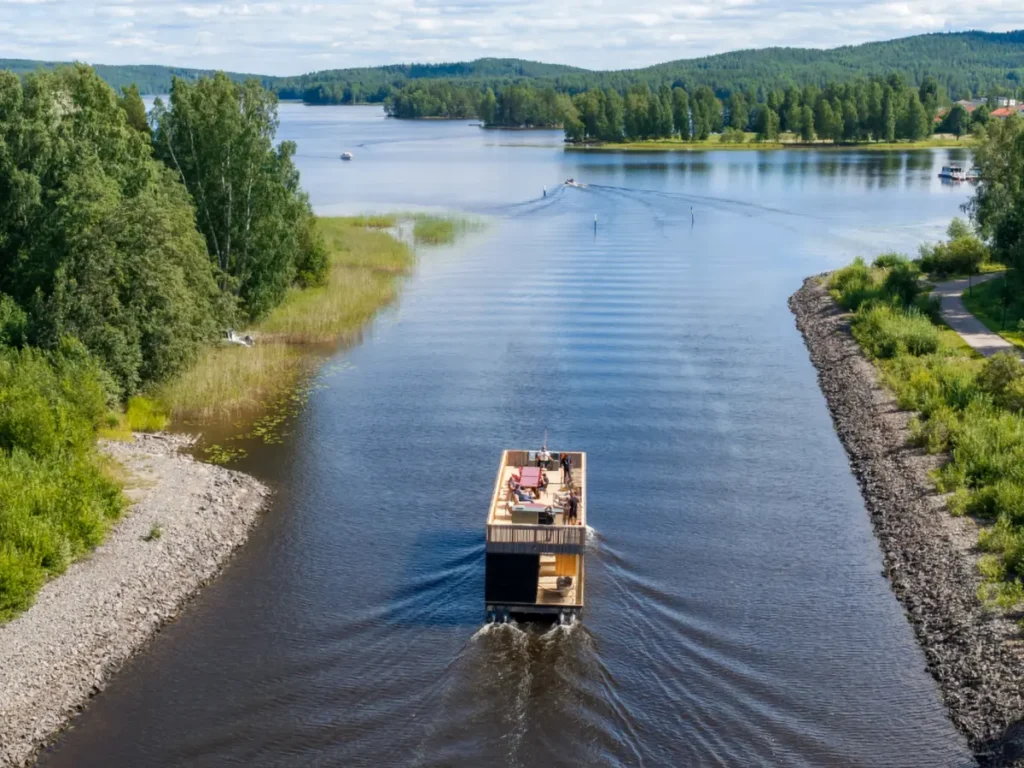 Cefmof’s Hydrogen-Powered Sauna Boat