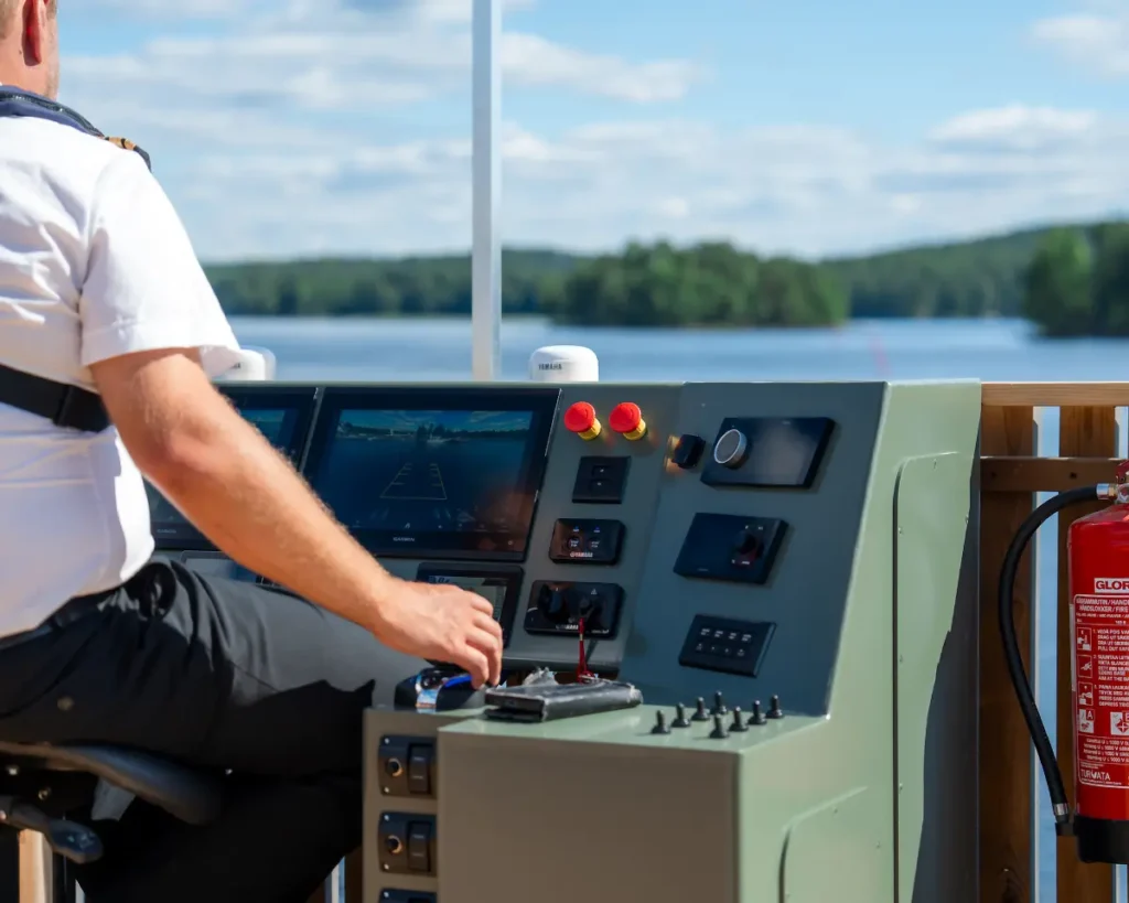 Cefmof’s Hydrogen-Powered Sauna Boat