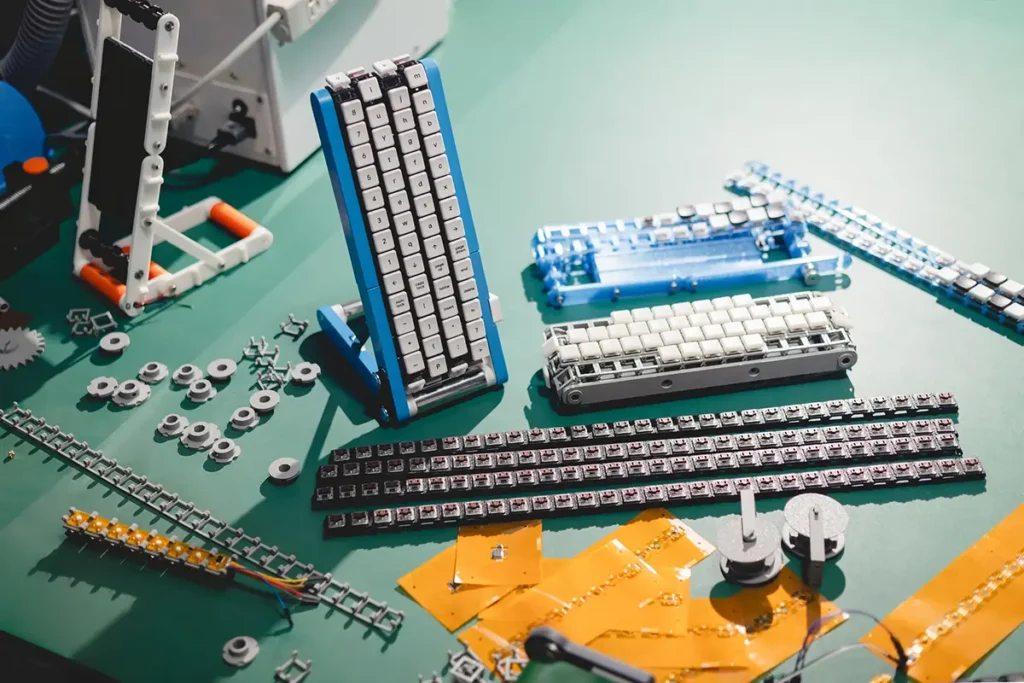 Gboard Conveyor Belt Version