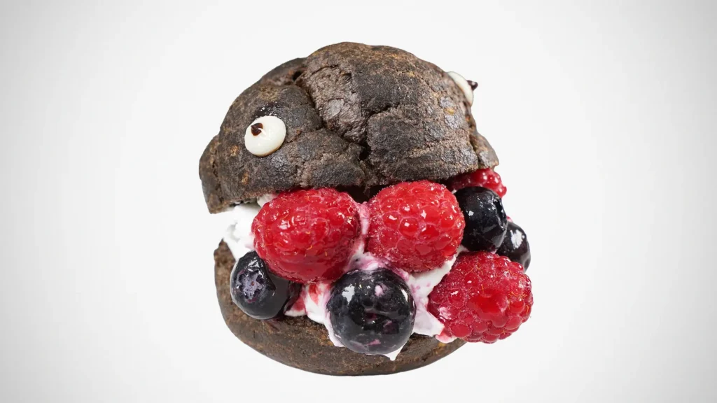 Godzilla Cream Puff with Soft Drink
