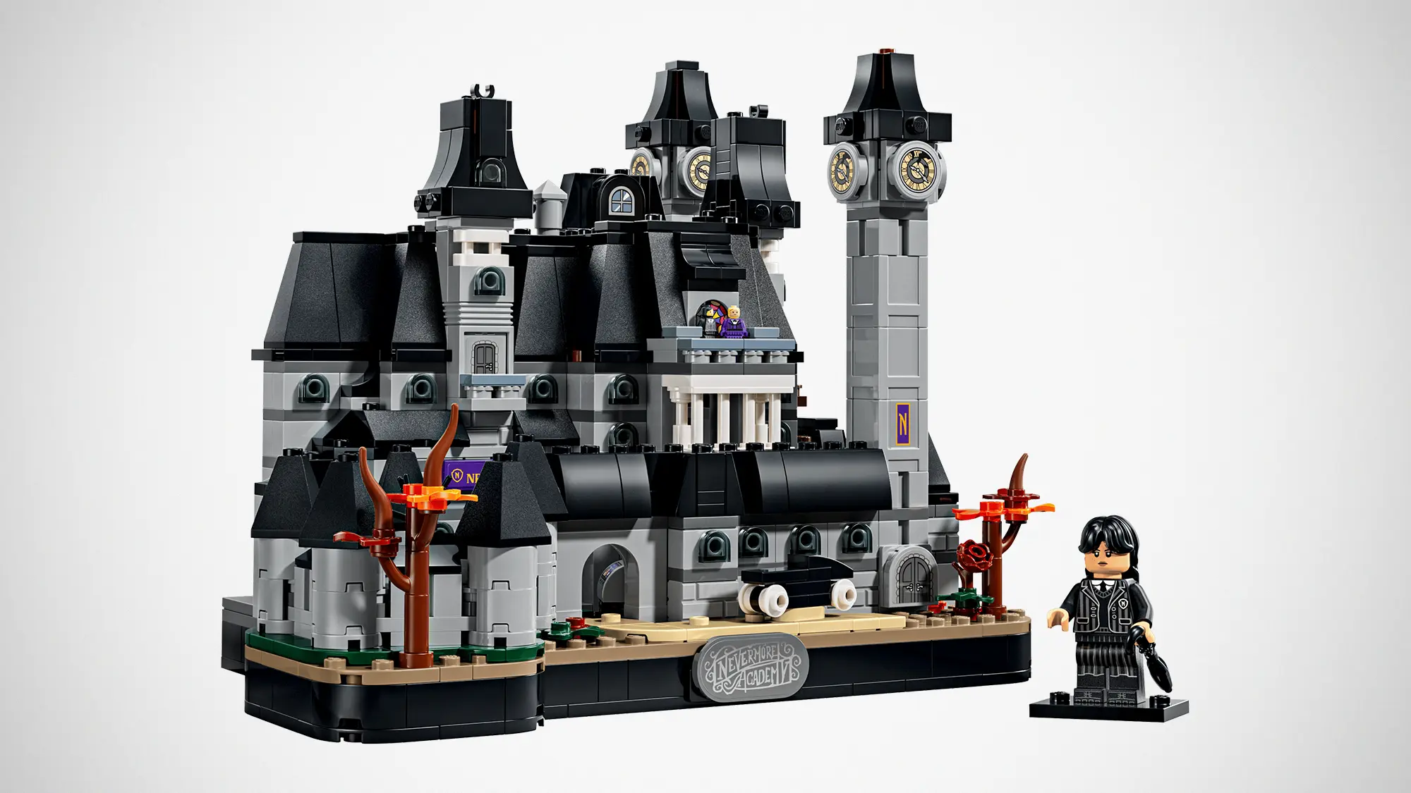 LEGO Wednesday Nevermore Academy 76788