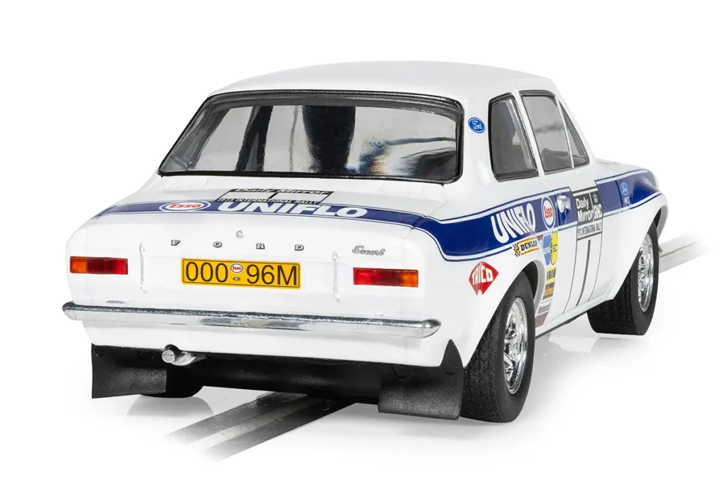 Scalextric .C4649A Ford Motorsport Transit and Escort Mk 1 Twin Car Set