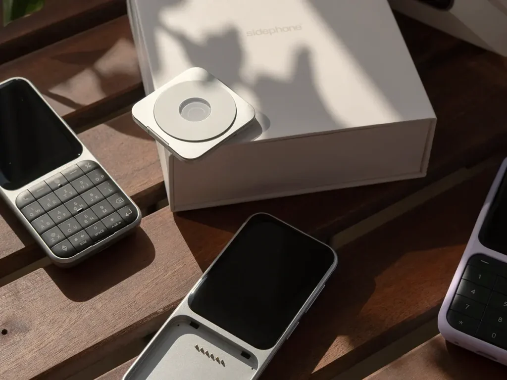 Sidephone Minimalist Smartphone