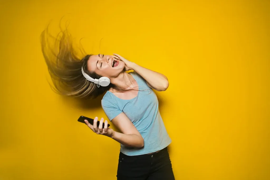 Trending Tech Gadgets Every Student Should Have in Their Apartment